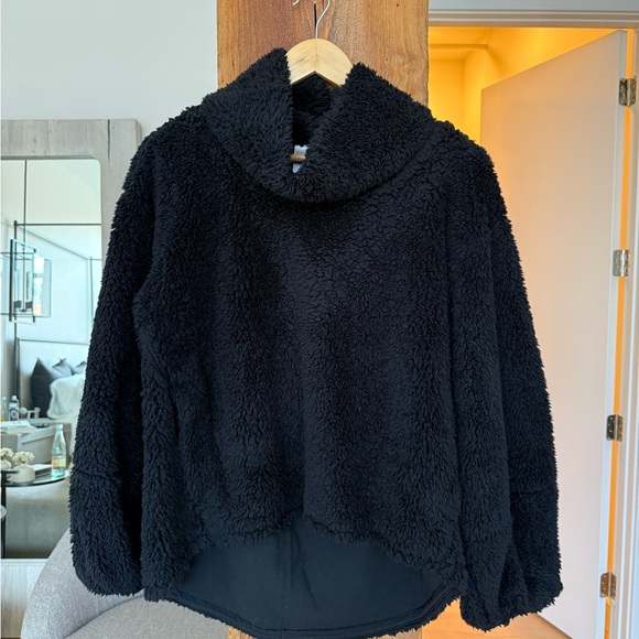 Lululemon Warmth Restore Sherpa Pullover - Picture 5 of 7